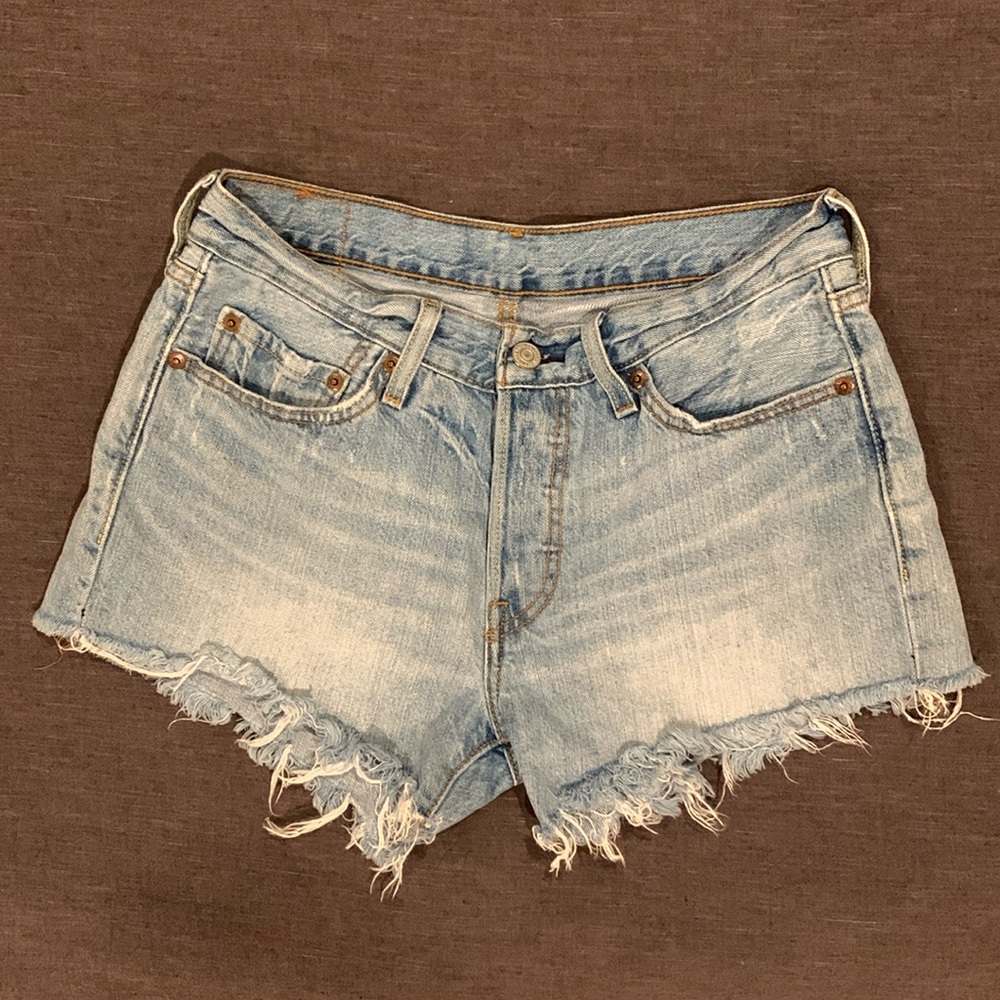 Levi’s denim shorts